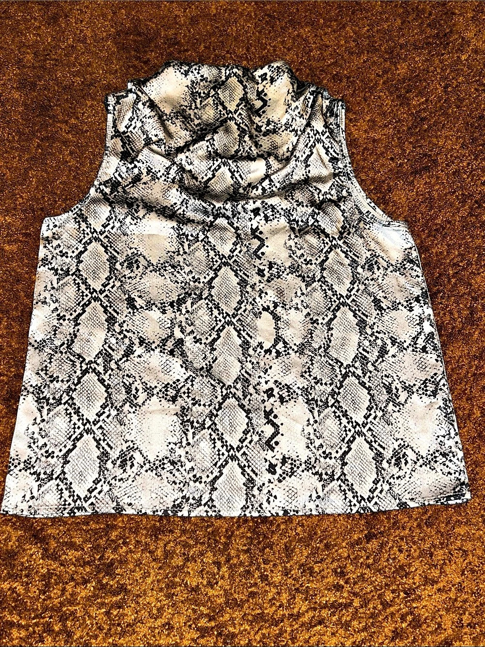 The Noli Shop Snakeskin Print Cowl Neck Top in White & Black Size Medium - Picture 1 of 6